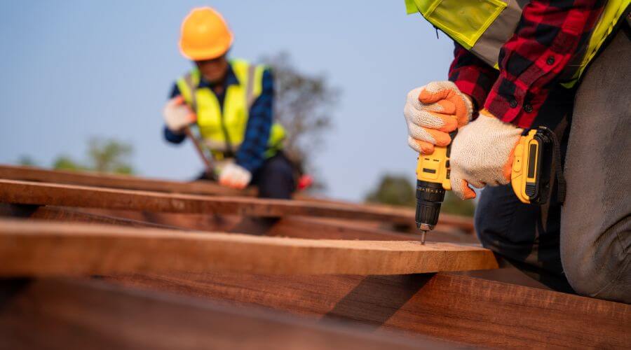 Expert Emergency Roof Repairs services in Mechanicsburg, OH
